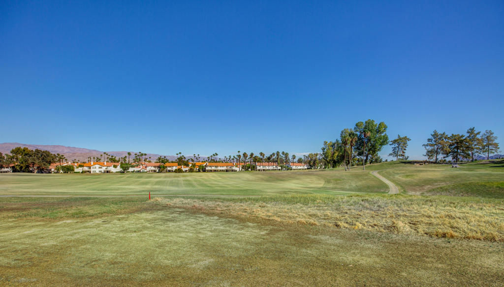 709 Vista Lago Circle N Property Photo 27