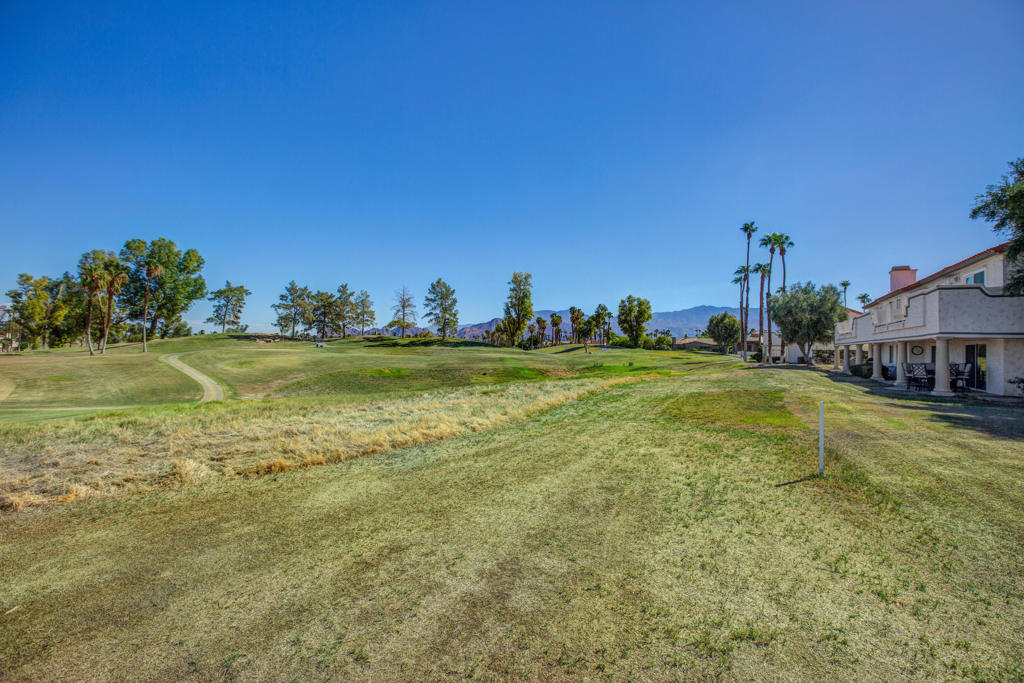 709 Vista Lago Circle N Property Photo 28