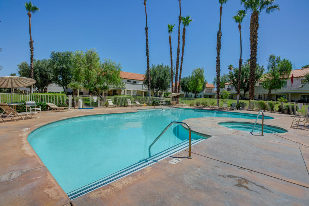 709 Vista Lago Circle N Property Photo 30