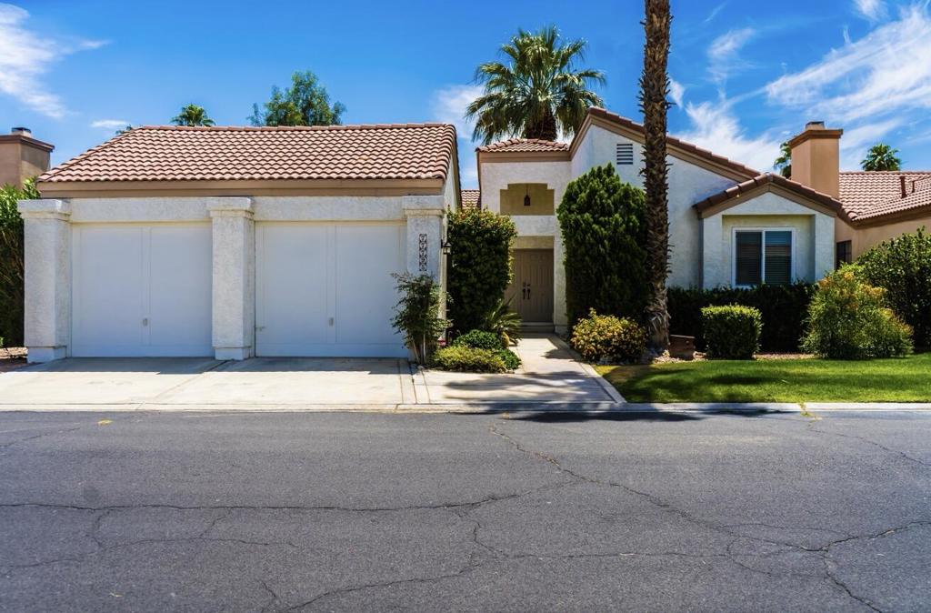 77795 Sunnybrook Drive Property Photo 1