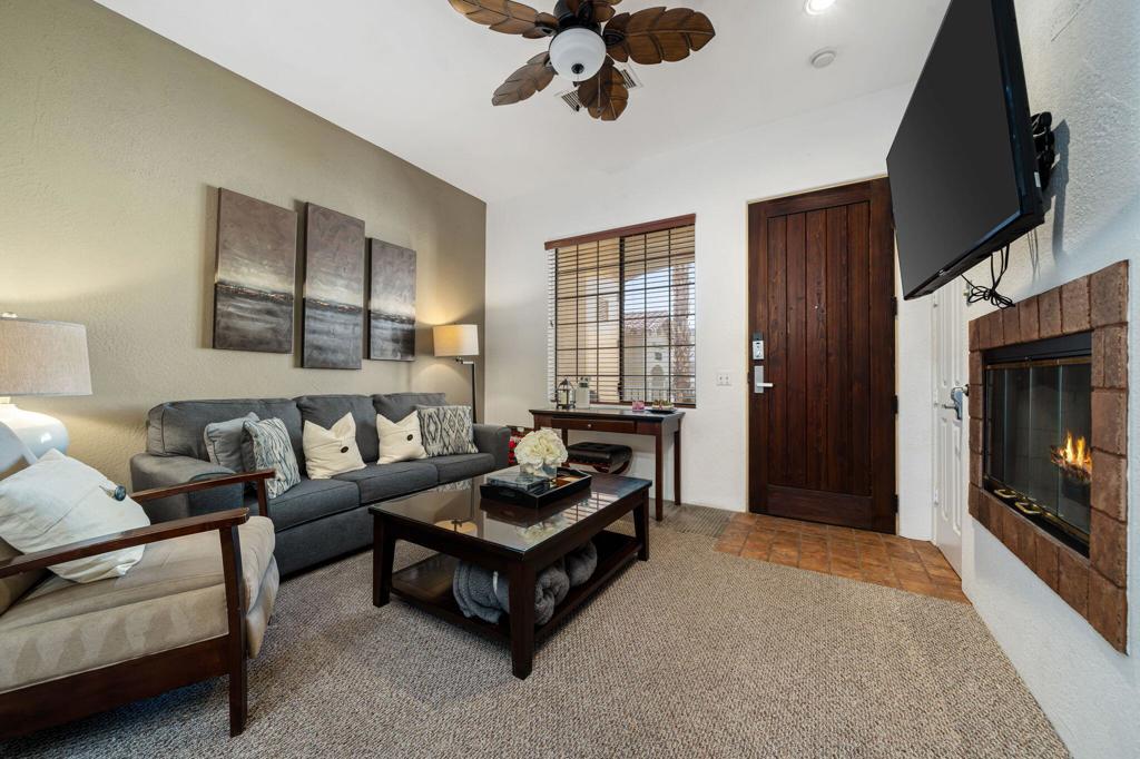 50630 Santa Rosa Plaza 8 Property Photo 8