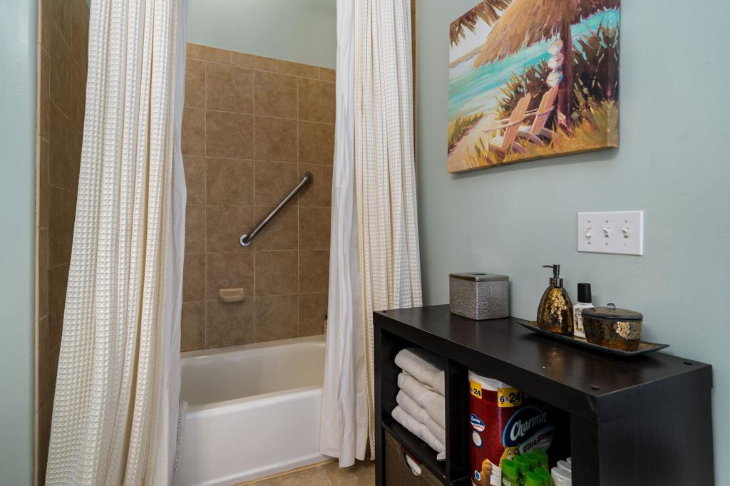 50630 Santa Rosa Plaza 8 Property Photo 18