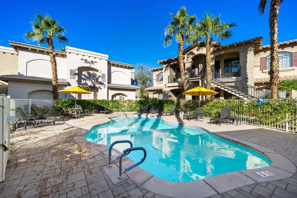 50630 Santa Rosa Plaza 8 Property Photo 19