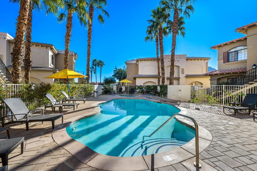 50630 Santa Rosa Plaza 8 Property Photo 20