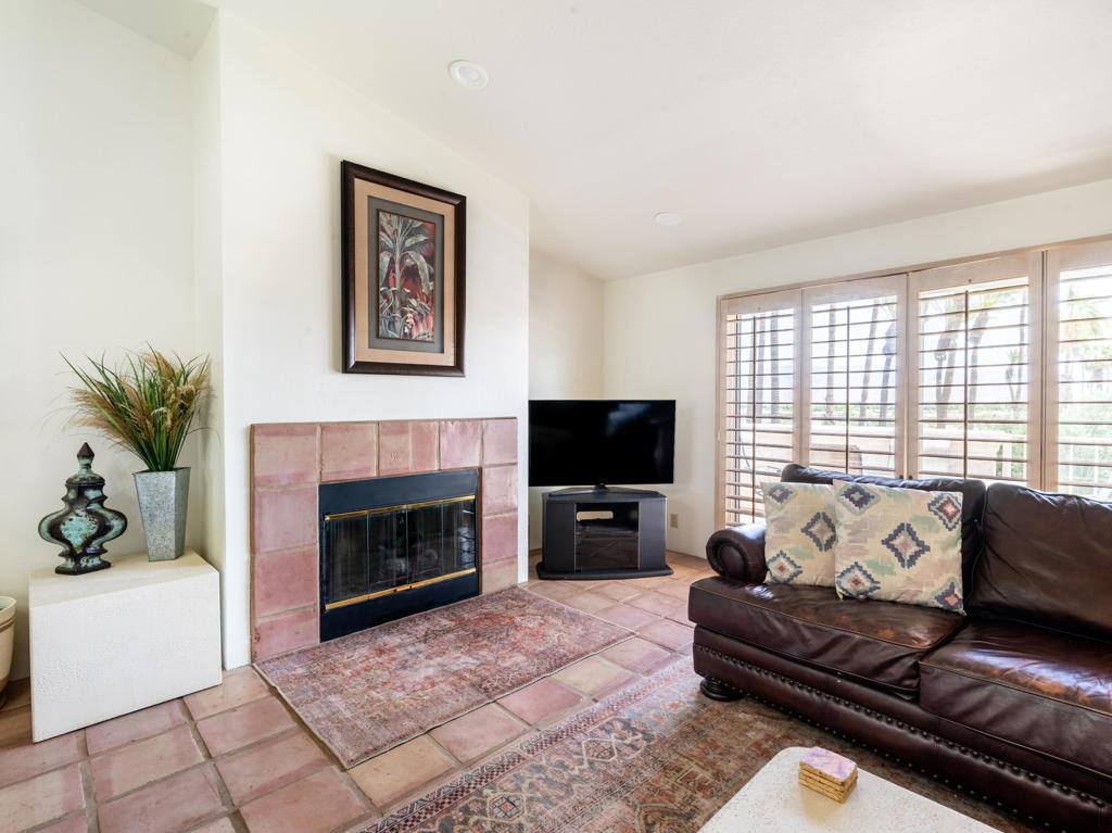 514 Desert Falls N Property Photo 7