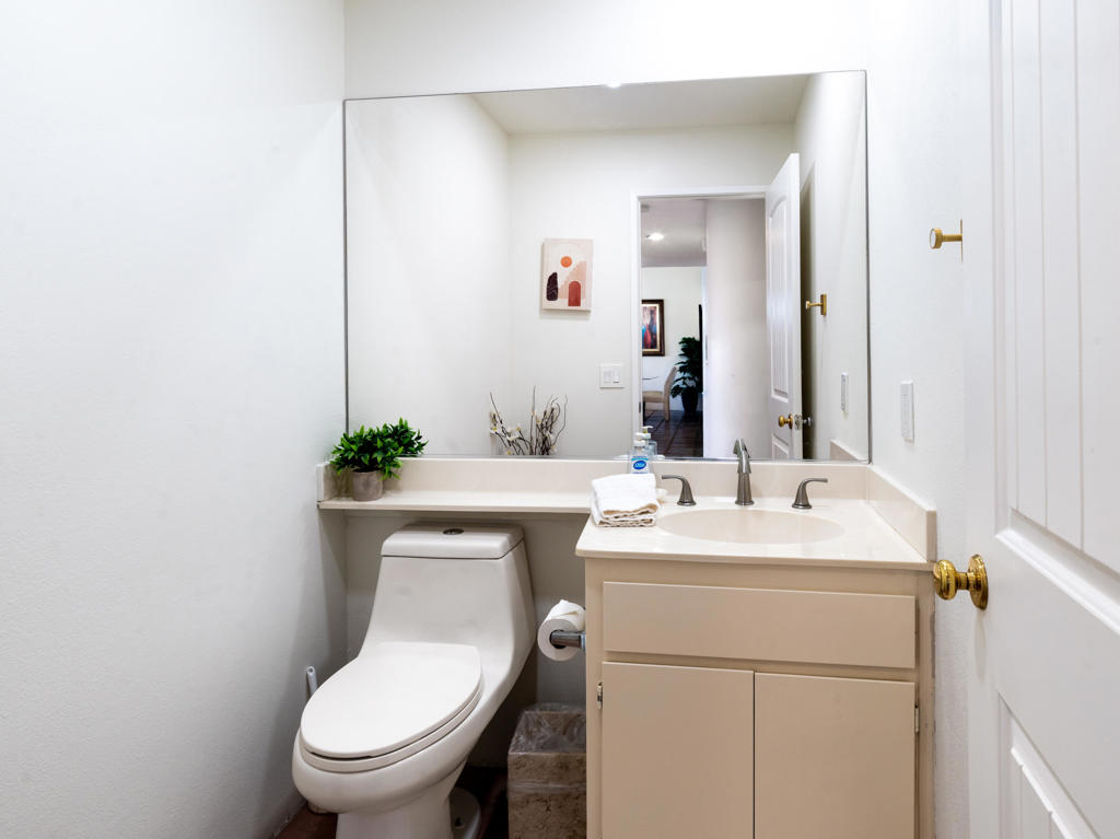 514 Desert Falls N Property Photo 31