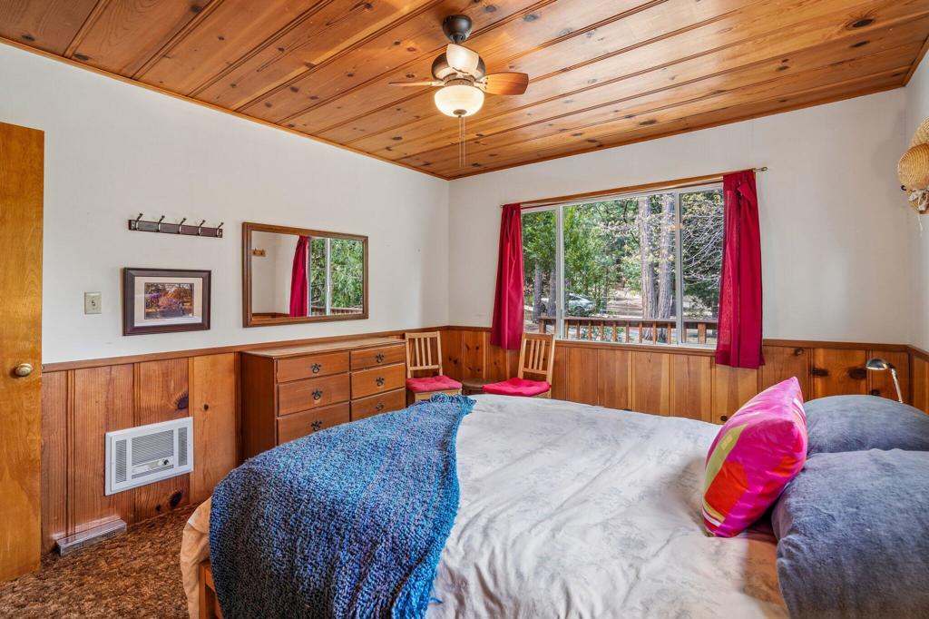 54506 Marian View Drive Property Photo 15
