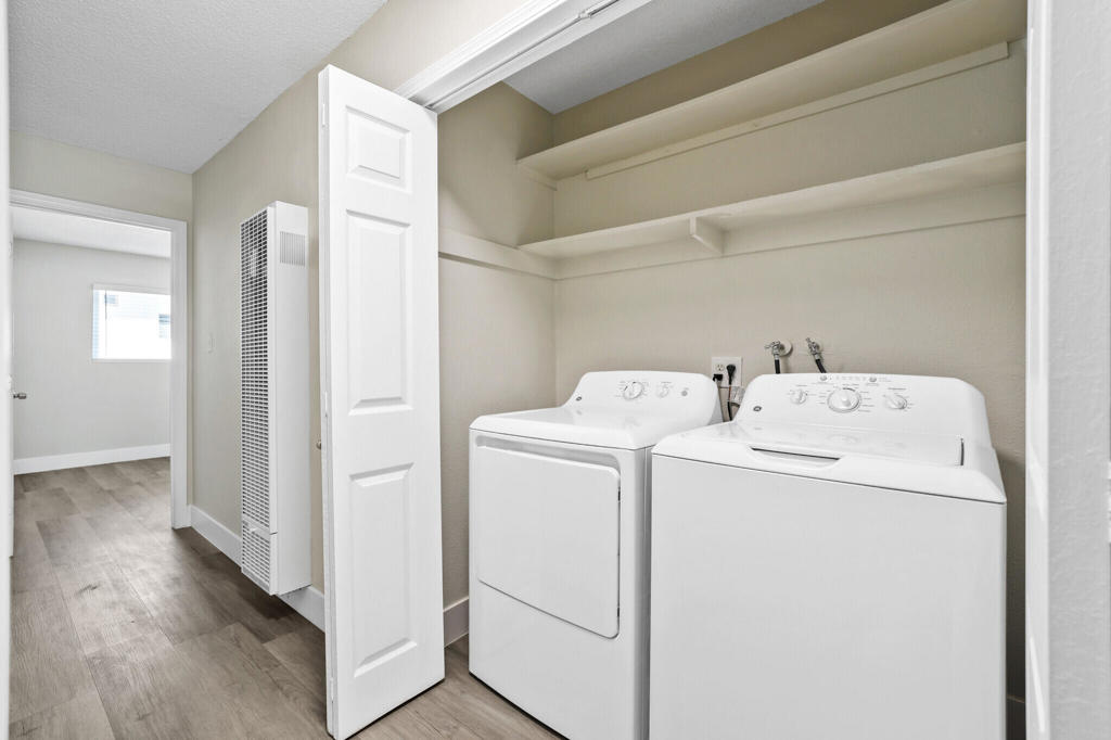 200 E Wakefield Avenue Property Photo 6
