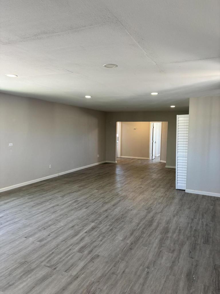 76434 Encanto Drive Property Photo 4