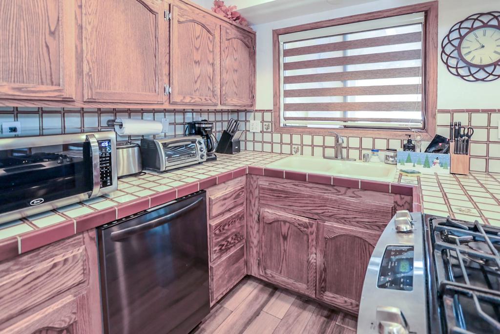 42638 Moonridge Road Property Photo 7