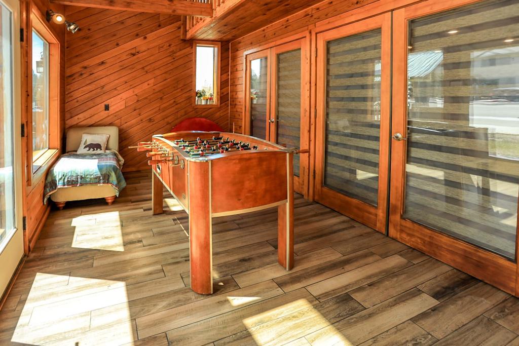42638 Moonridge Road Property Photo 13