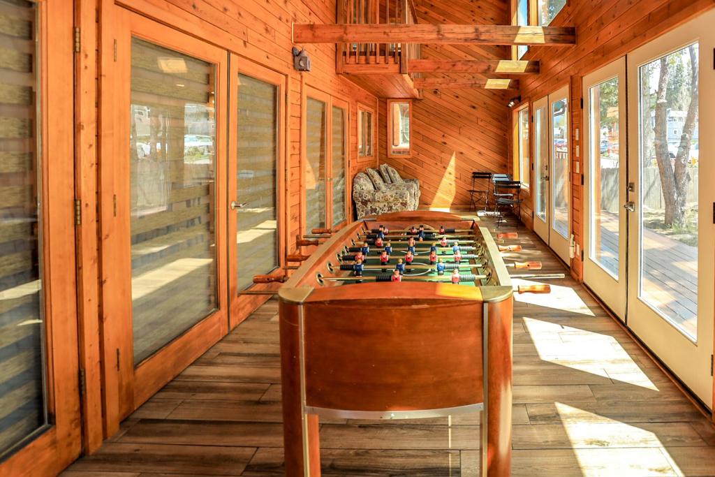 42638 Moonridge Road Property Photo 16