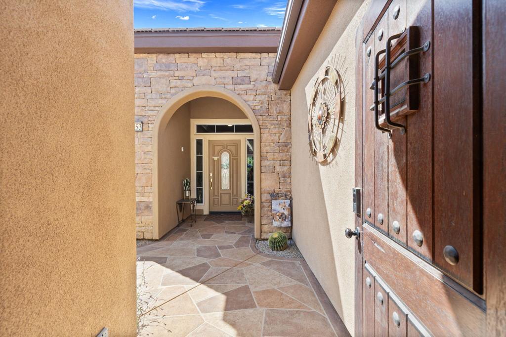 60553 Juniper Lane Property Photo 13