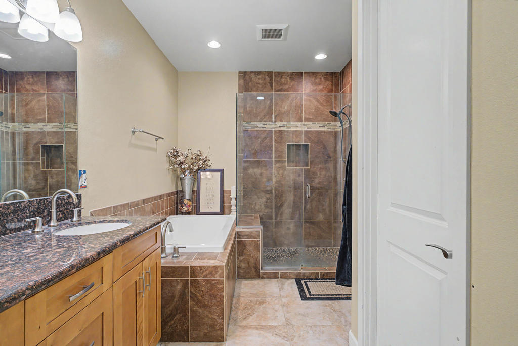 9371 Brookline Avenue Property Photo 22