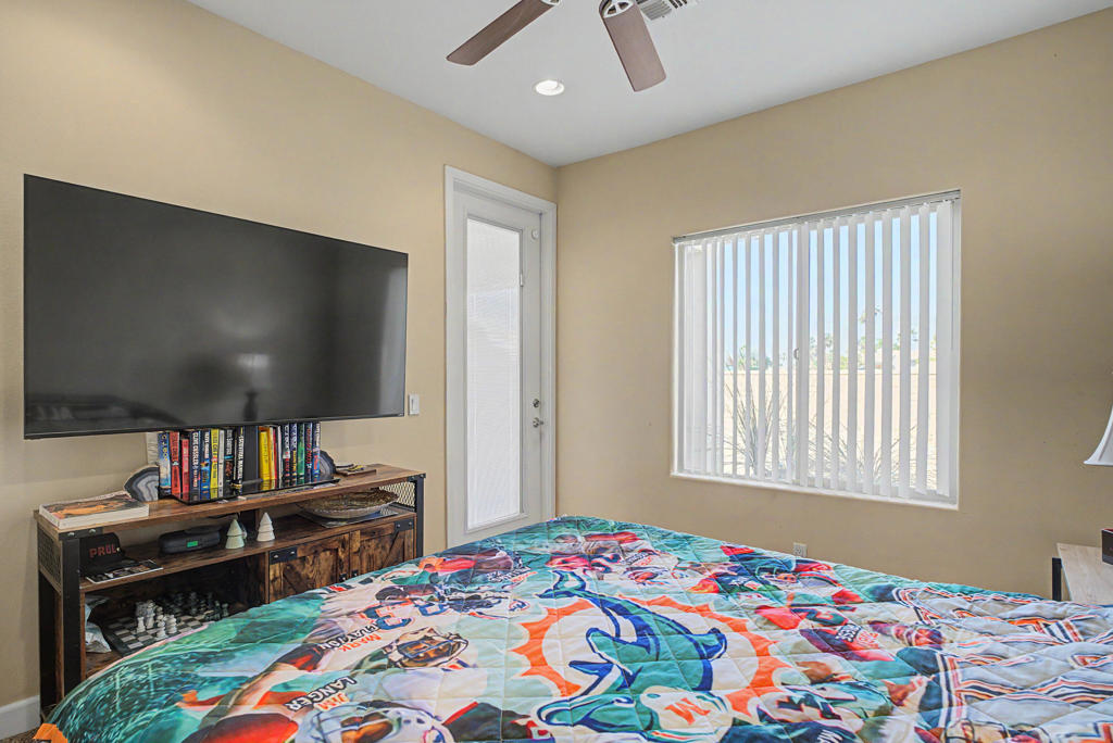 9371 Brookline Avenue Property Photo 31