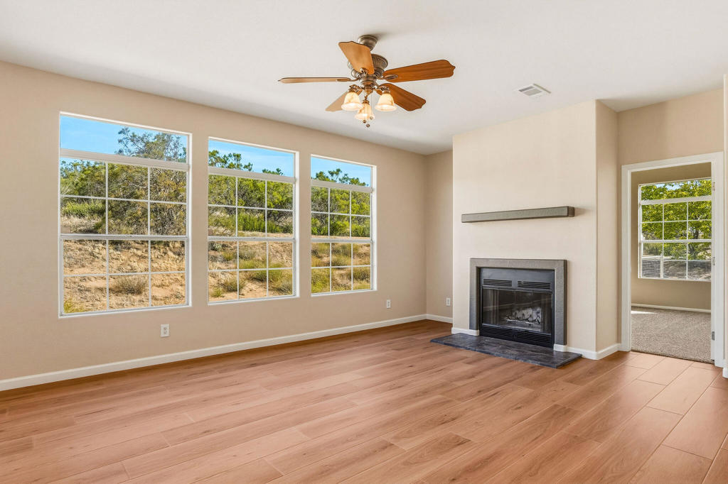 42974 Rolling Hills Drive Property Photo 17