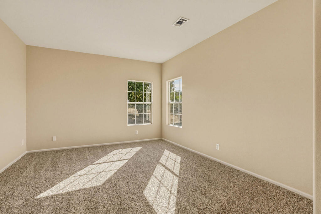 42974 Rolling Hills Drive Property Photo 19