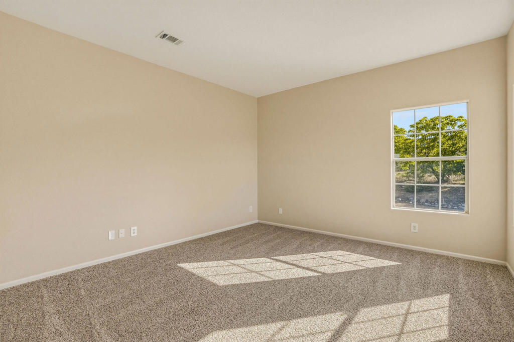 42974 Rolling Hills Drive Property Photo 20