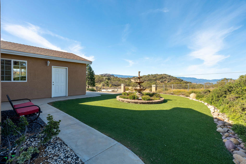 42974 Rolling Hills Drive Property Photo 34