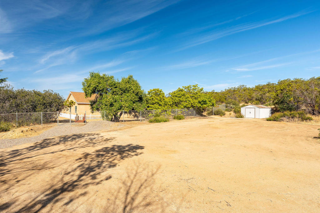 42974 Rolling Hills Drive Property Photo 39