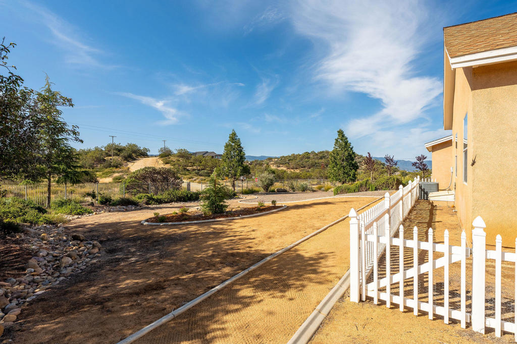 42974 Rolling Hills Drive Property Photo 42