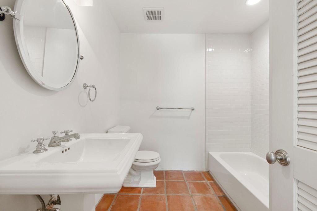 481 N Hermosa Drive Property Photo 24