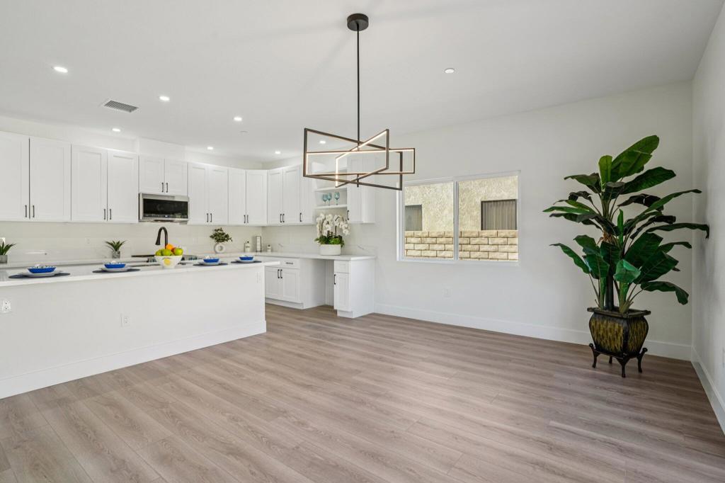 64382 Spyglass Avenue Property Photo 16