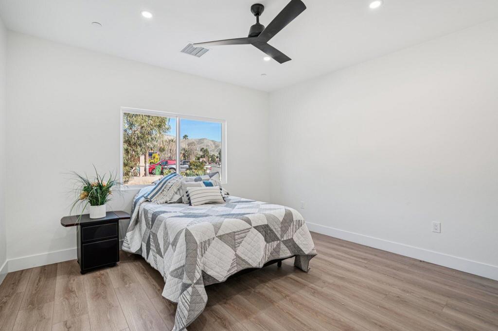 64382 Spyglass Avenue Property Photo 17