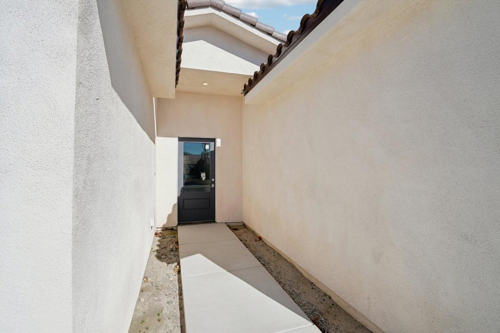 64382 Spyglass Avenue Property Photo 32
