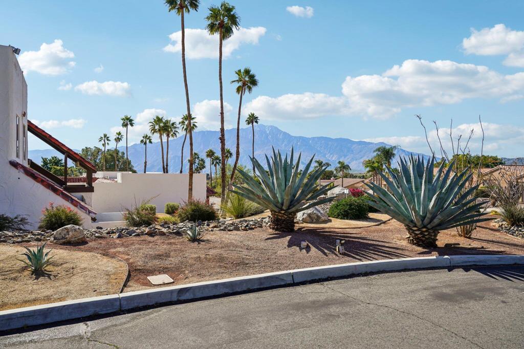 64382 Spyglass Avenue Property Photo 36