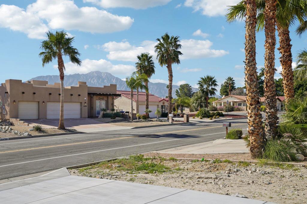 64382 Spyglass Avenue Property Photo 43
