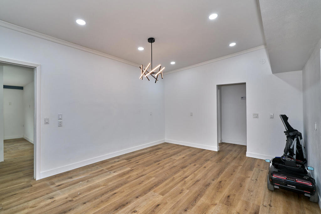73300 Paradise Avenue Property Photo 16
