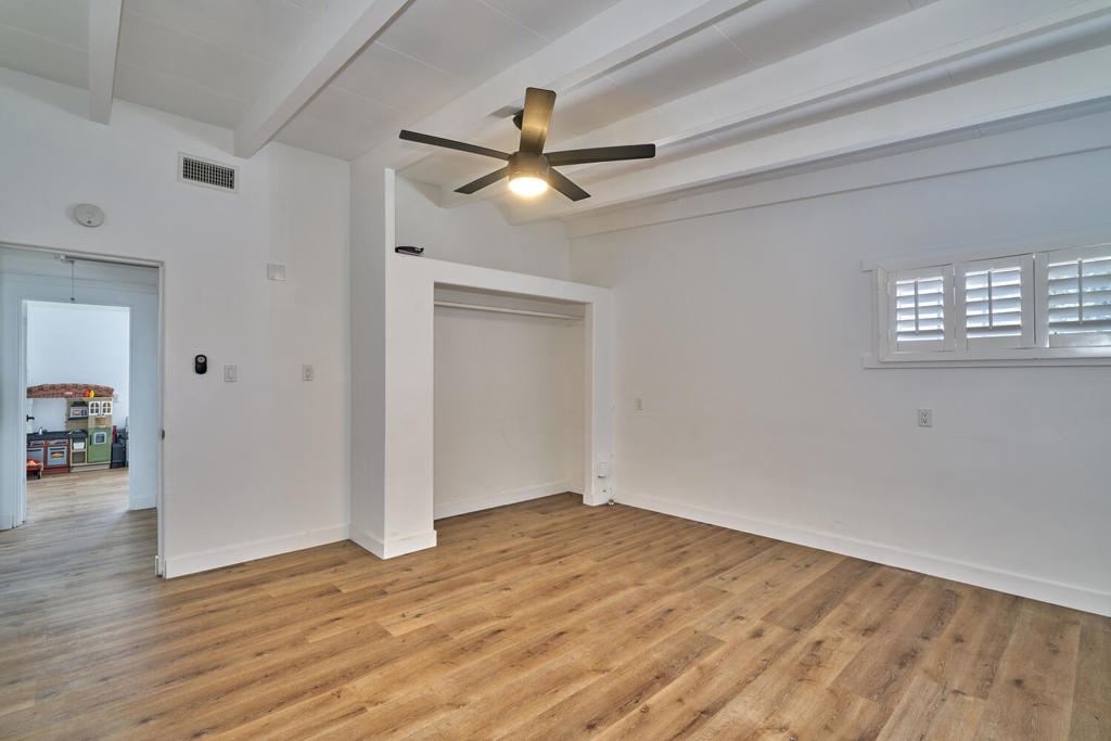 73300 Paradise Avenue Property Photo 19