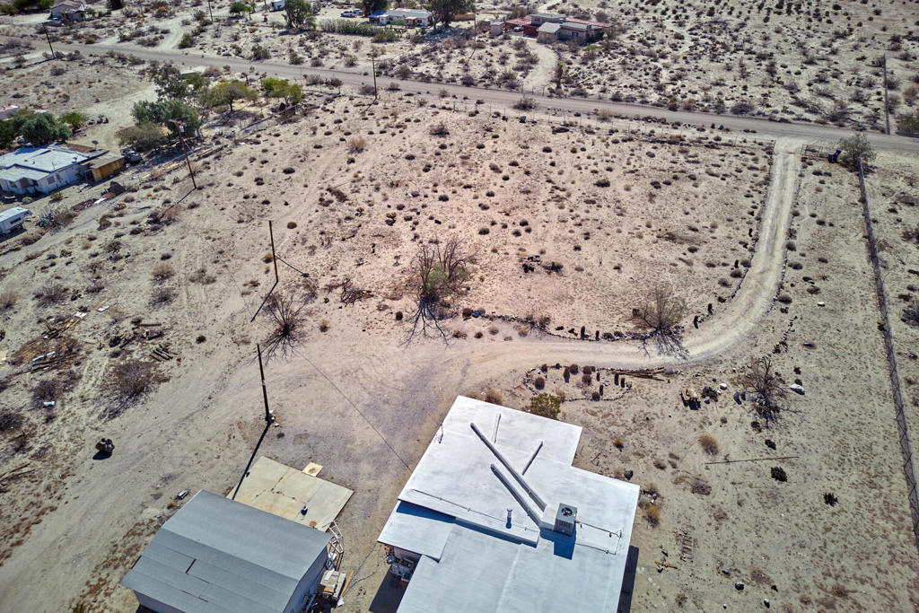 73300 Paradise Avenue Property Photo 27