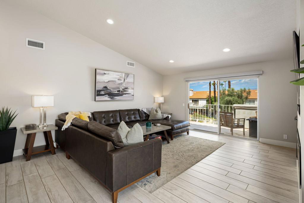172 Torrey Pine Drive Property Photo 15