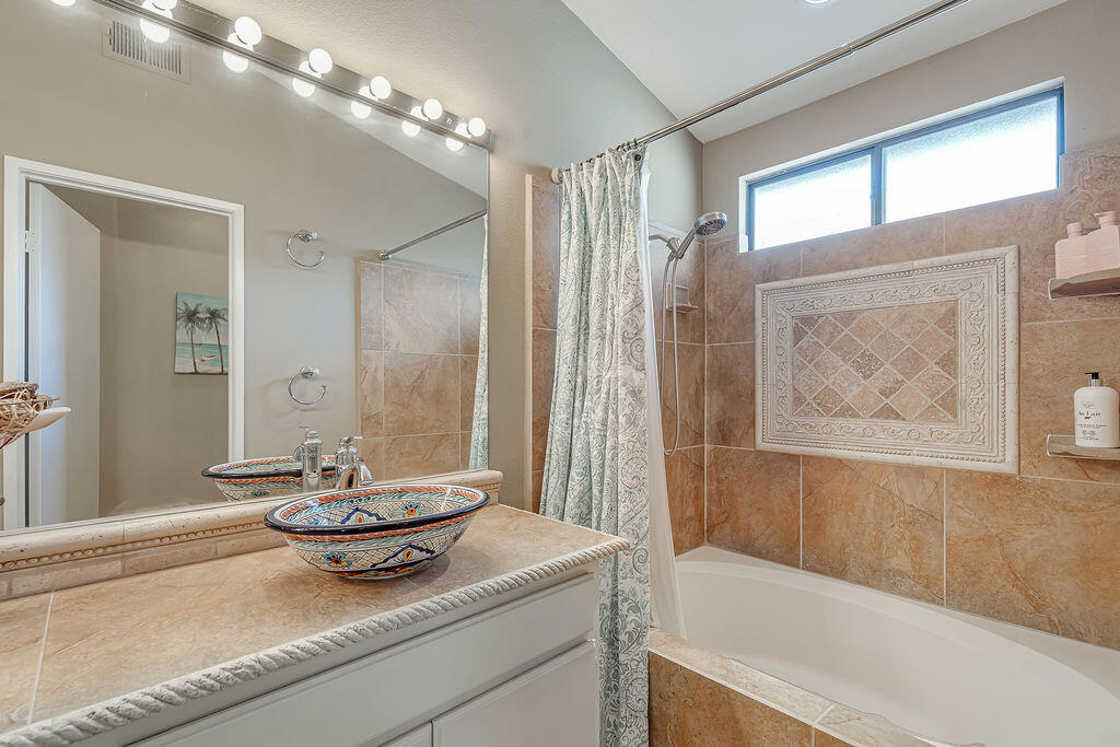 79803 Olympia Fields Property Photo 21