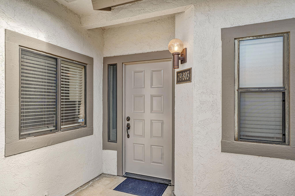 79803 Olympia Fields Property Photo 32