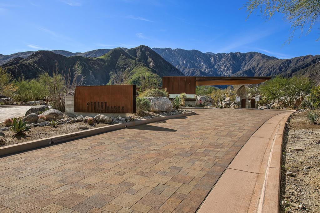 2321 Vista Palizada Drive Property Photo 6