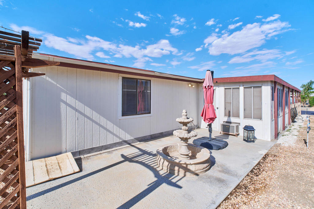 47685 Prado Way Property Photo 9