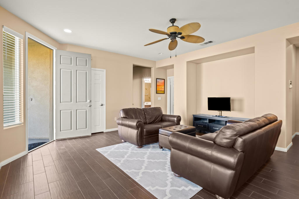 82013 Cochran Drive Property Photo 6