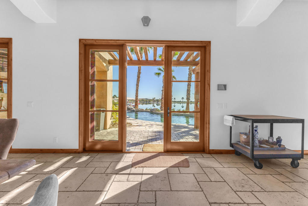 83073 N Shore Drive Property Photo 11