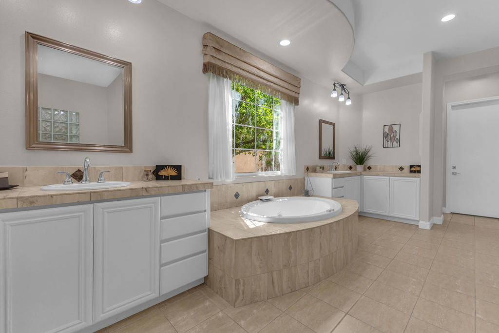 39 Calle Del Norte Property Photo 53