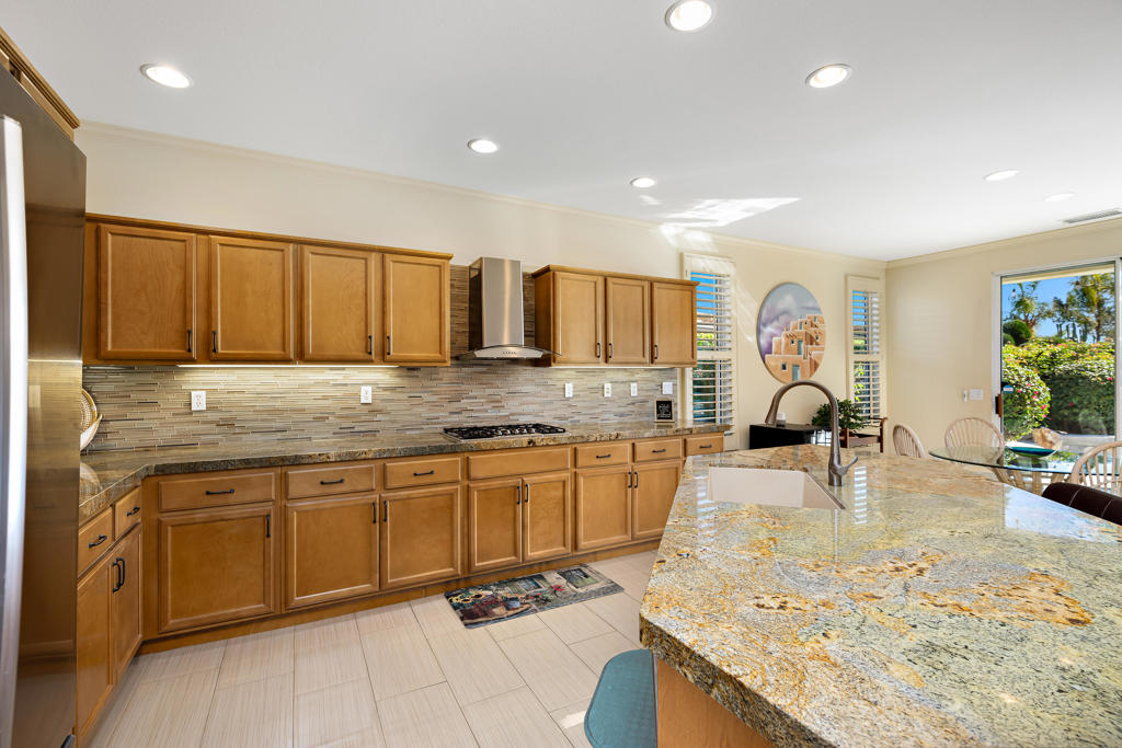 60200 Wishbone Court Property Photo 9
