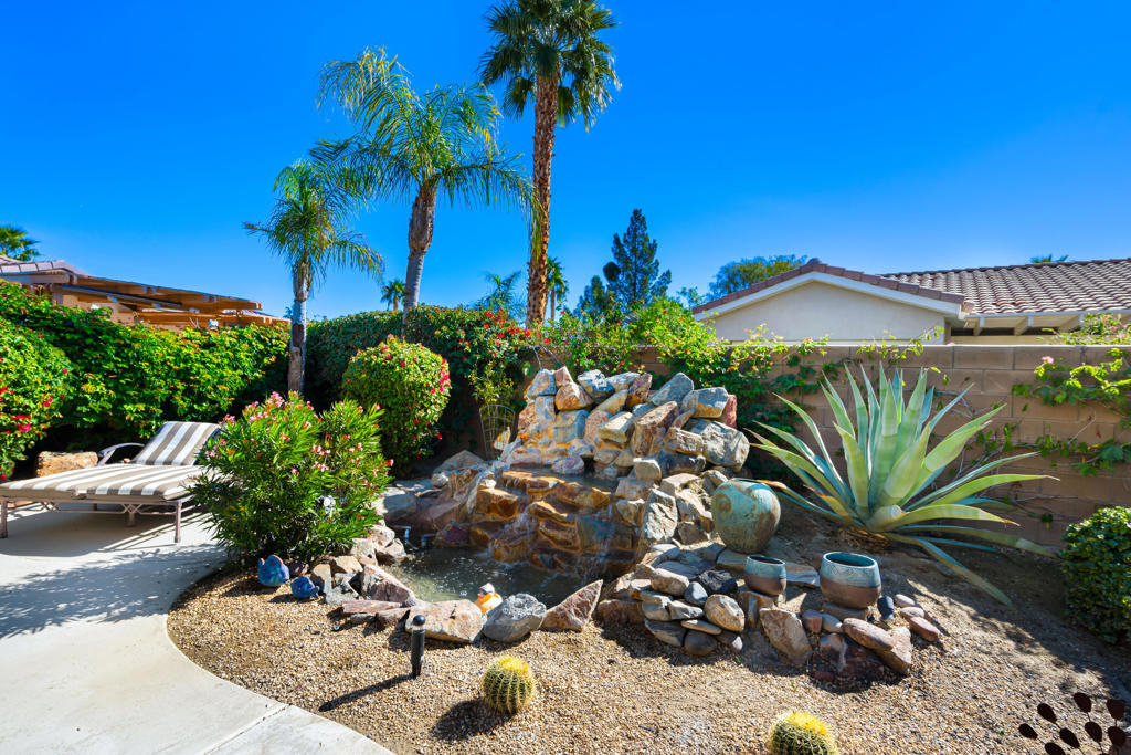 60200 Wishbone Court Property Photo 18