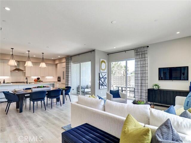 706 Obsidian Loop E Property Photo 5