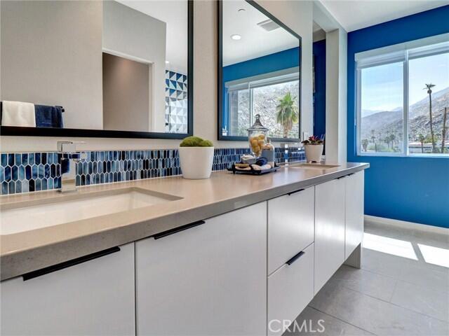 706 Obsidian Loop E Property Photo 30