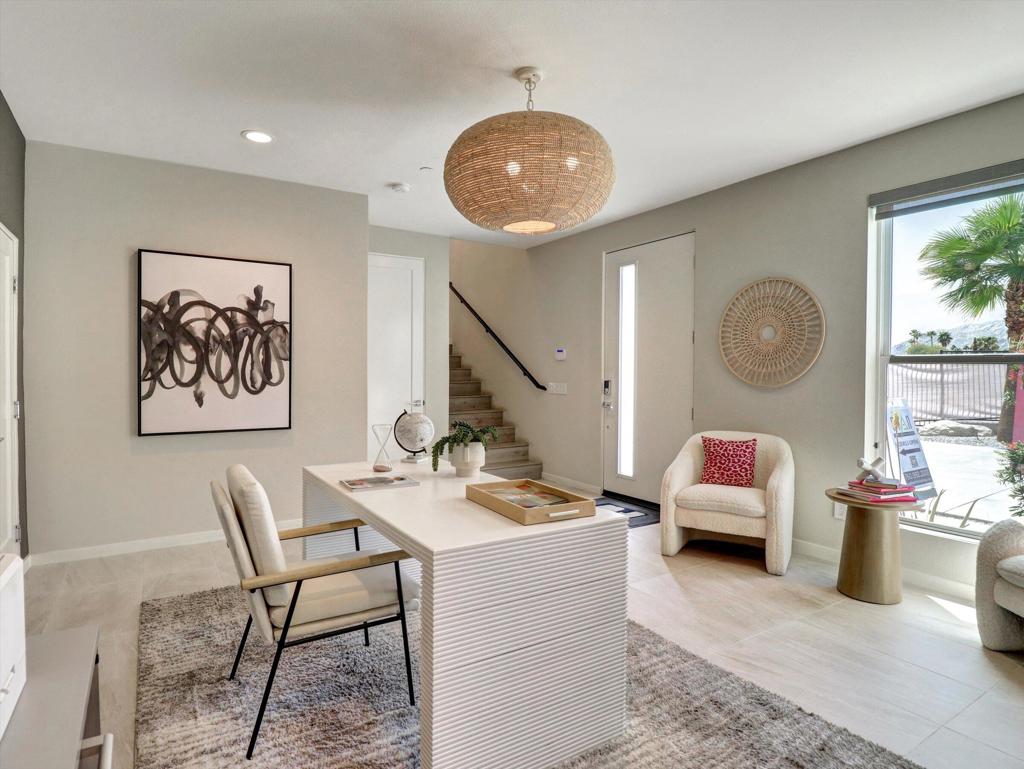 798 Obsidian Loop E Property Photo 44
