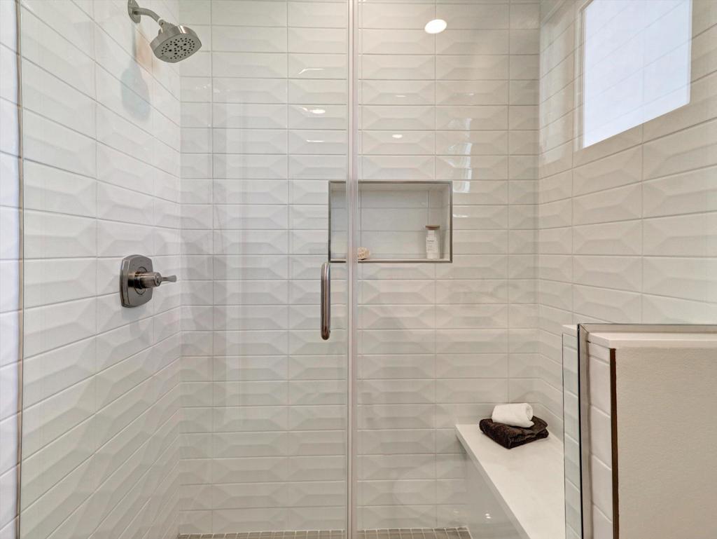 798 Obsidian Loop E Property Photo 46
