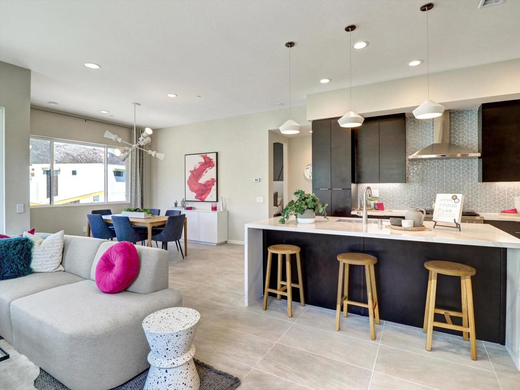 798 Obsidian Loop E Property Photo 49