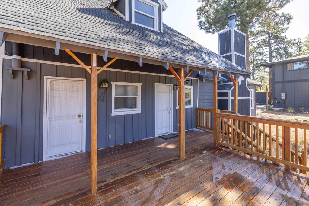 721 Villa Grove Avenue Property Photo 33